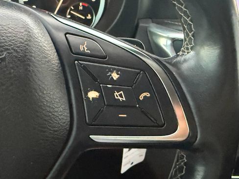 Used 2017 INFINITI QX30 FWD image 42