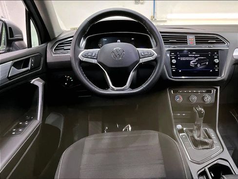 Used 2024 Volkswagen Tiguan S FWD image 8