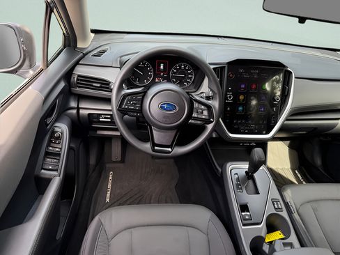 Used 2024 Subaru Crosstrek 2.0i Premium AWD/4WD image 6