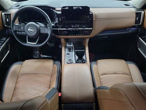 Used 2024 Nissan Pathfinder Platinum w/ Cargo Package image 14