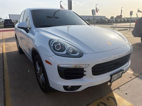 Used 2018 Porsche Cayenne S AWD/4WD image 4
