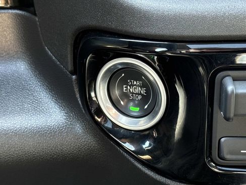 Used 2024 Chevrolet Silverado 1500 RST w/ Convenience Package II AWD/4WD image 13