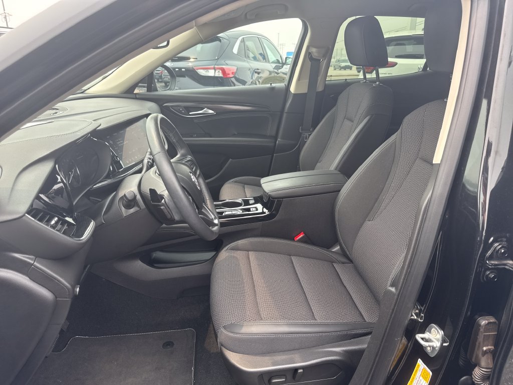 Certified 2023 Buick Envision Preferred AWD/4WD image 16