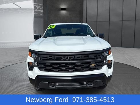 Used 2024 Chevrolet Silverado 1500 W/T w/ Z71 Off-Road Package AWD/4WD image 2