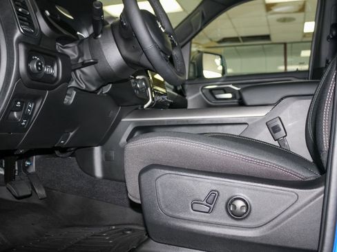 Certified 2026 RAM 1500 Big Horn AWD/4WD image 11