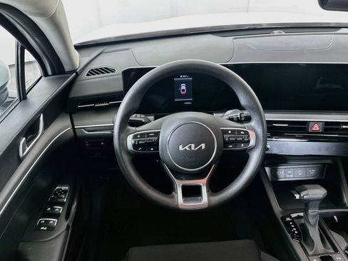 Used 2025 Kia K5 LXS FWD image 18