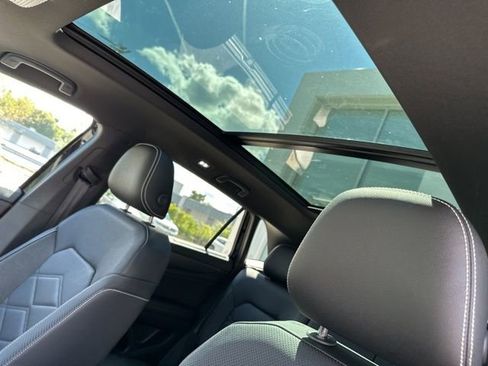 New 2026 Volkswagen Atlas Cross Sport SE image 13