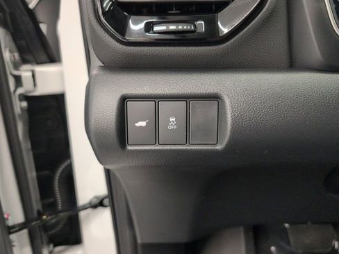 Used 2025 Honda Pilot Touring image 16