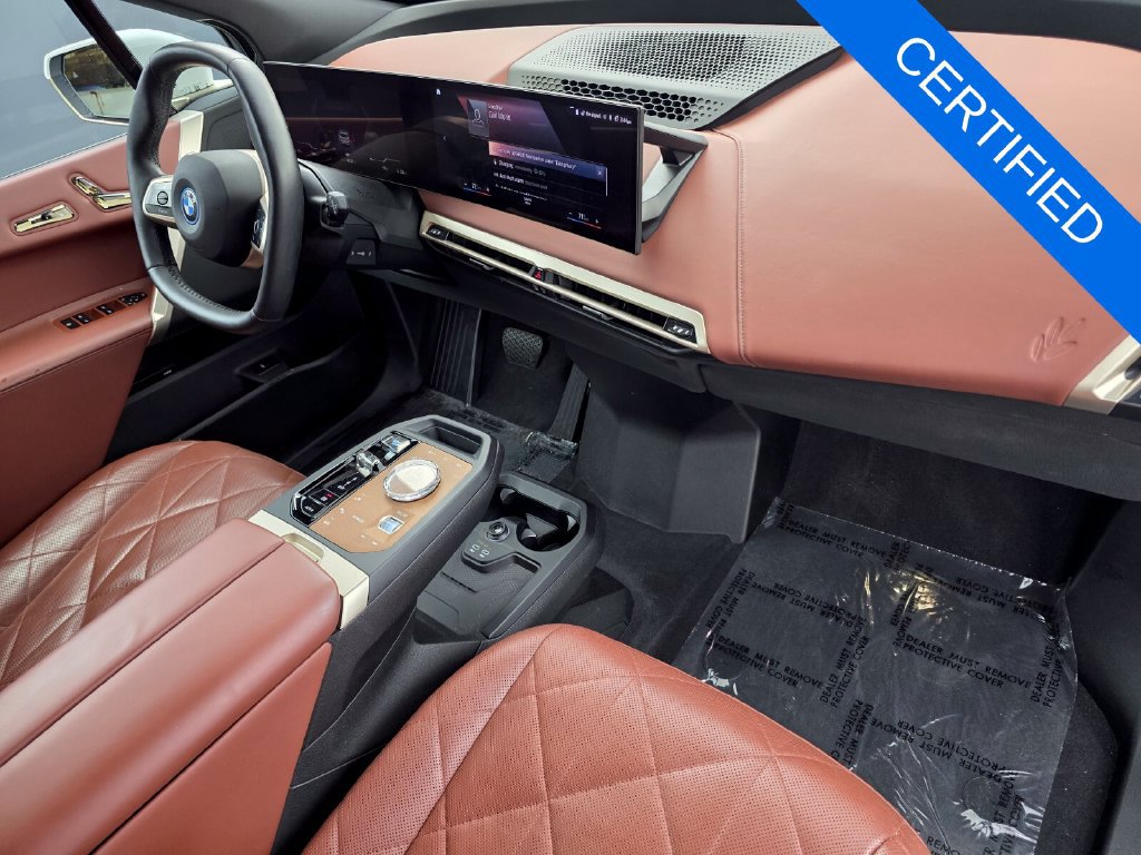 Certified 2022 BMW iX xDrive50 w/ Premium Package AWD/4WD image 29