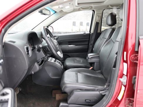 Used 2014 Jeep Compass Limited w/ Sun/Sound Group image 12