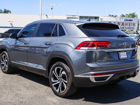 Used 2023 Volkswagen Atlas Cross Sport SEL AWD/4WD image 8
