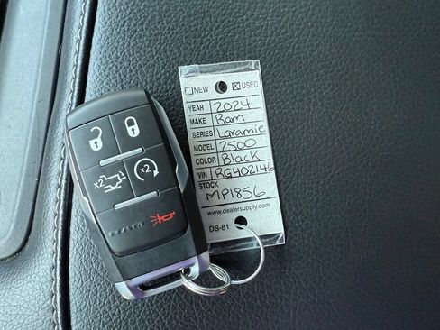 Used 2024 RAM 2500 Laramie w/ Safety Group AWD/4WD image 15