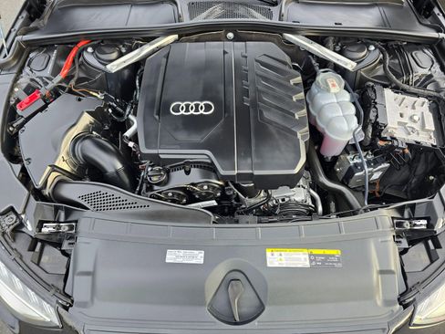 Used 2023 Audi A4 2.0T Premium Plus w/ Premium Plus Package AWD/4WD image 9