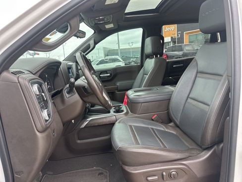 Used 2019 GMC Sierra 1500 Denali w/ Technology Package image 10