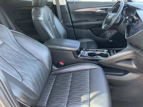 Used 2021 Buick Envision Avenir w/ Technology Package II image 34