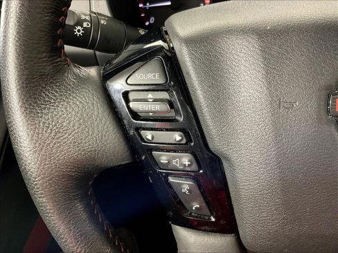 Used 2023 Nissan Frontier PRO-4X w/ Pro-4X Premium Package AWD/4WD image 12