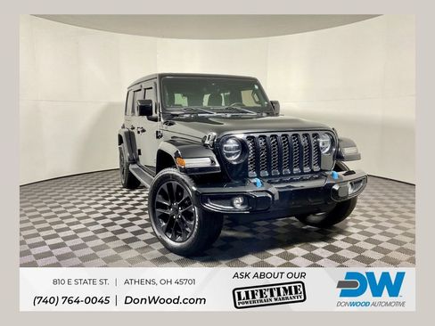 Used 2021 Jeep Wrangler Unlimited Sahara image 1