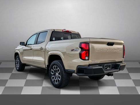 Certified 2023 Chevrolet Colorado Z71 w/ Z71 Convenience Package 2 AWD/4WD image 4