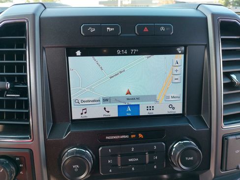 Used 2019 Ford F150 XLT w/ Equipment Group 302A Luxury AWD/4WD image 24
