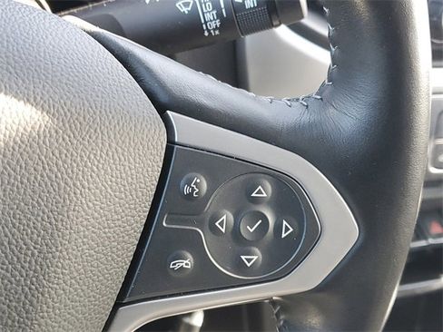 Certified 2022 Chevrolet Colorado ZR2 w/ ZR2 Dusk Special Edition image 22