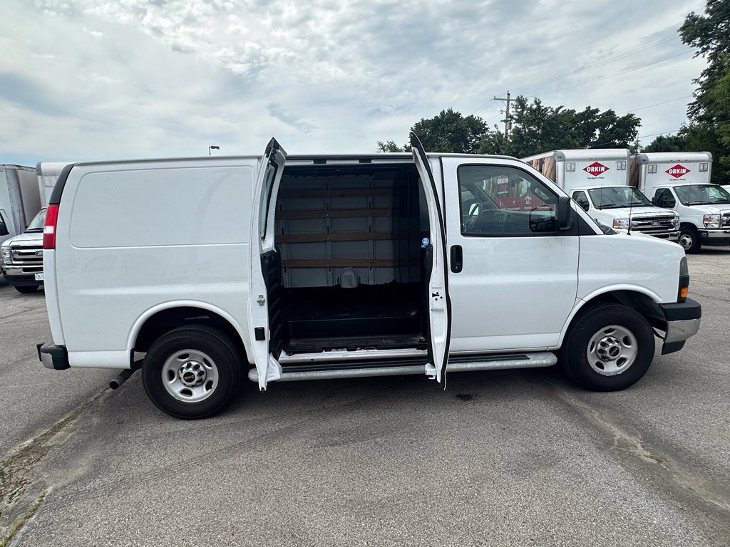 Used 2024 GMC Savana 2500 w/ Driver Convenience Package RWD image 10