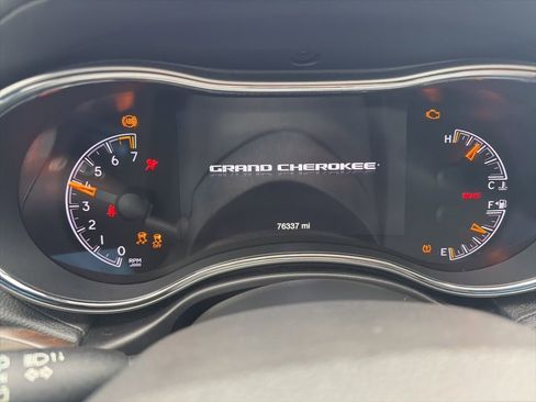 Used 2018 Jeep Grand Cherokee Limited RWD image 11