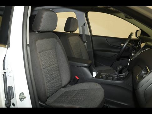Used 2022 Chevrolet Equinox LT AWD/4WD image 29