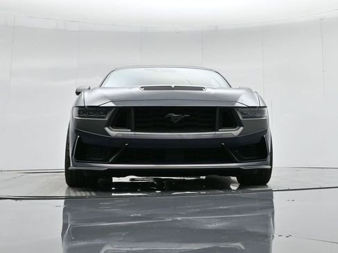 Used 2025 Ford Mustang Dark Horse image 40