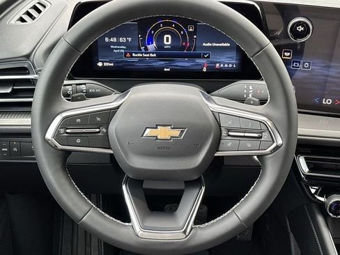 New 2026 Chevrolet Traverse LT w/ Sun and Wheel Package FWD image 13