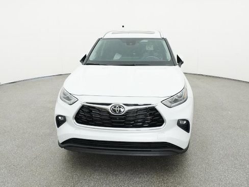 New 2026 Toyota Highlander Limited image 47