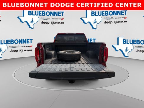 Used 2020 GMC Sierra 1500 SLT RWD image 23