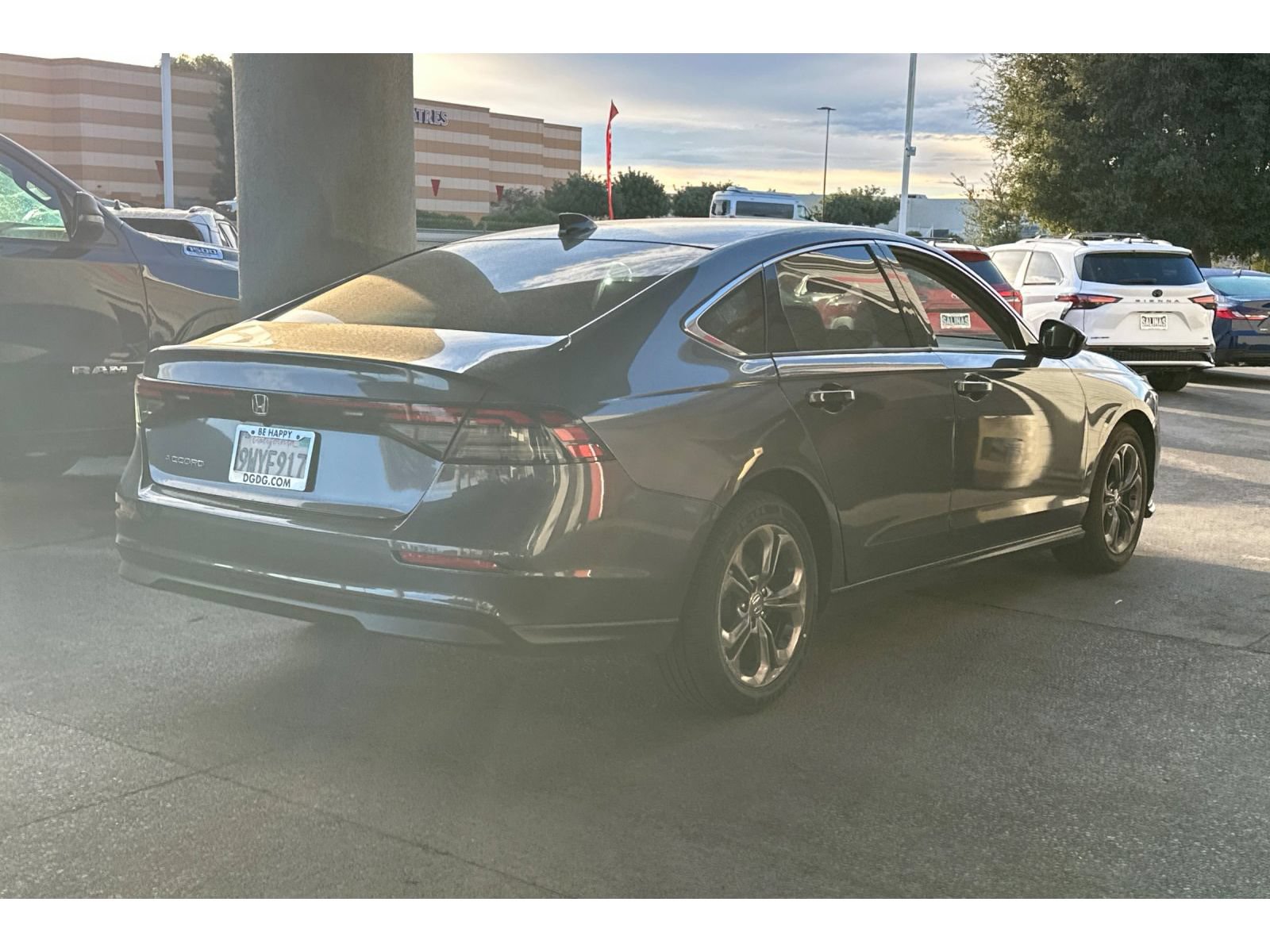 Used 2023 Honda Accord EX image 5