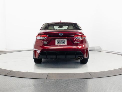 Certified 2024 Toyota Corolla SE w/ SE Package FWD image 10