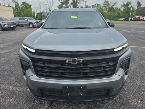 Used 2024 Chevrolet Traverse LT w/ Midnight/Sport Edition AWD/4WD image 8