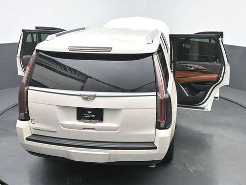Used 2015 Cadillac Escalade Premium AWD/4WD image 64