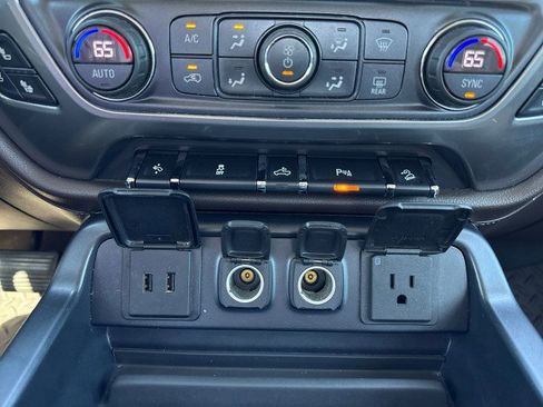 Used 2018 Chevrolet Silverado 1500 LTZ Z71 w/ LTZ Plus Package image 22