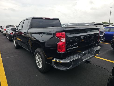 Used 2021 Chevrolet Silverado 1500 LT w/ Bed Protection Package RWD image 7