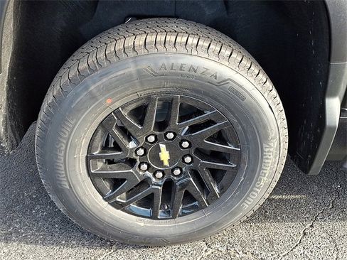 New 2026 Chevrolet Silverado EV LT image 5