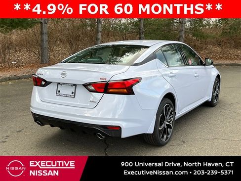 New 2025 Nissan Altima 2.5 SR image 2