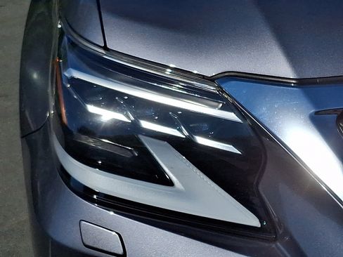 Certified 2021 Lexus GX 460 Premium w/ Premium Package AWD/4WD image 9