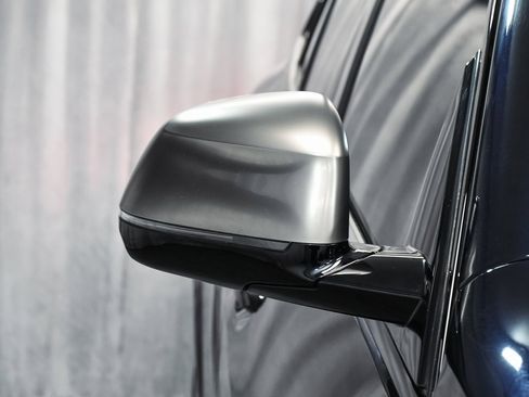 Used 2022 BMW X5 M50i w/ Executive Package image 79