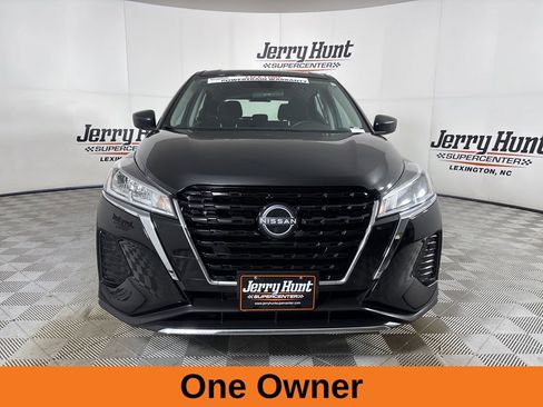 Used 2023 Nissan Kicks S image 3