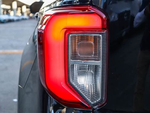 Used 2023 Ford Explorer Timberline w/ Timberline Technology Package image 9