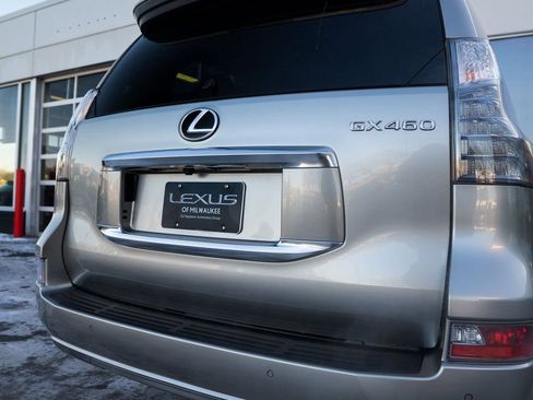 Used 2022 Lexus GX 460 Premium image 12