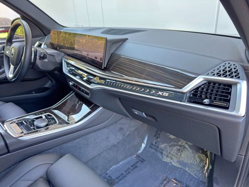 Used 2024 BMW X5 sDrive40i w/ Parking Assistance Package RWD image 15