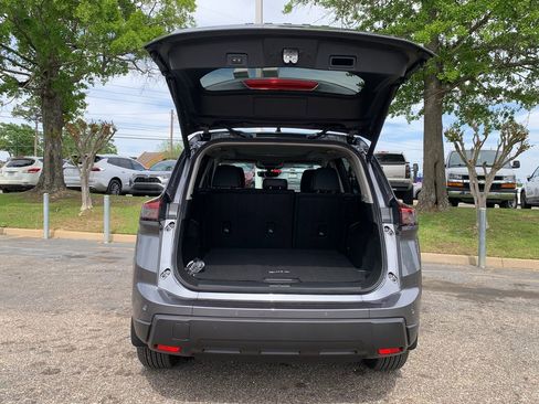 New 2026 Nissan Rogue SV FWD image 5