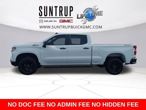 Used 2024 Chevrolet Silverado 1500 Custom Trail Boss AWD/4WD image 3
