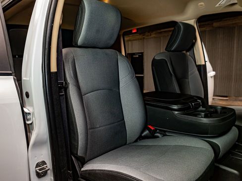 Used 2020 RAM 2500 Big Horn image 27