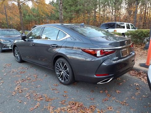 New 2025 Lexus ES 350 w/ Premium Package image 5
