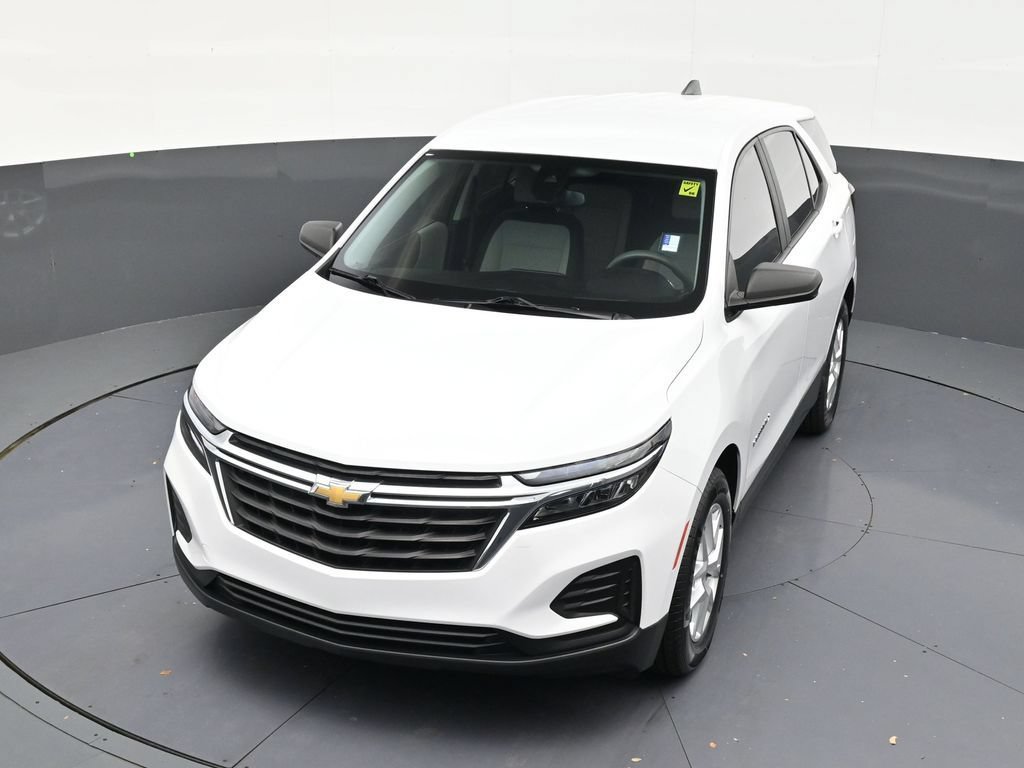 Used 2022 Chevrolet Equinox LS FWD image 16
